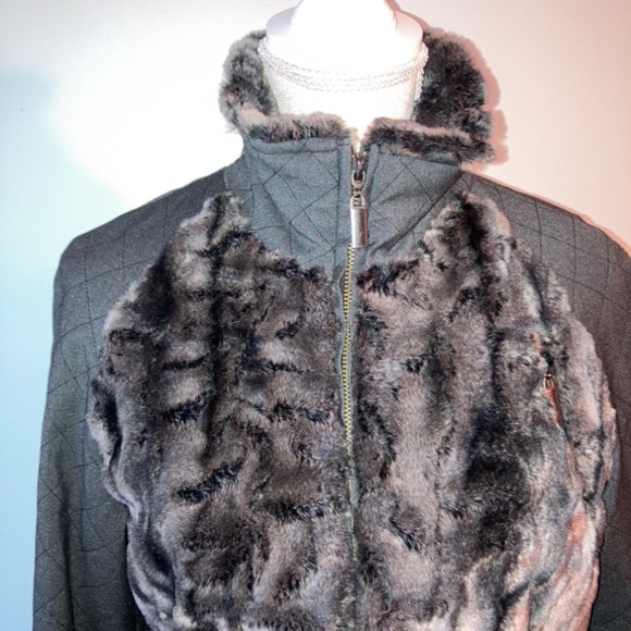 Kristen Blake studio collections coat - Picture 2 of 6